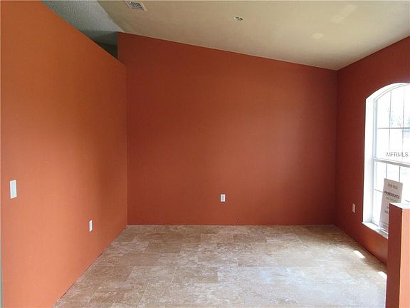 3rd image of 1511 Gregory Dr