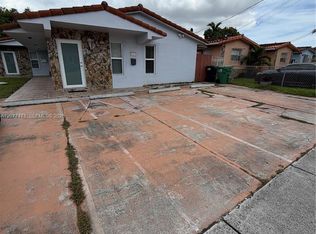 8867 SW 25th St #8867, Miami, FL 33165