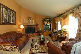 2nd image of 115 Golf View Ln