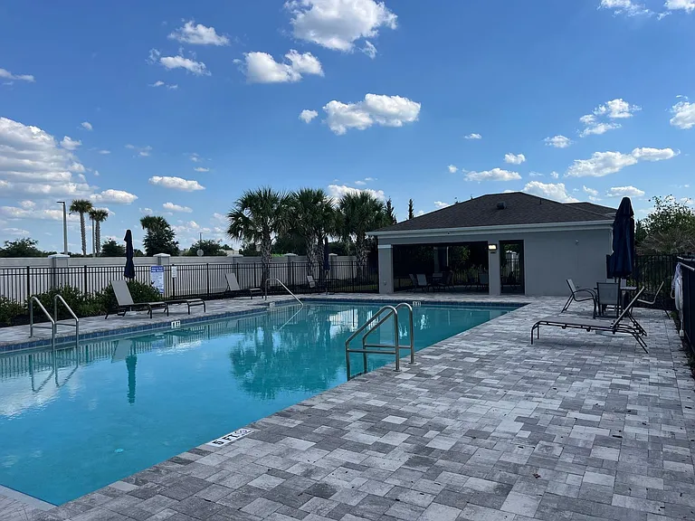 998 Spring Palms Loop — Photo 26