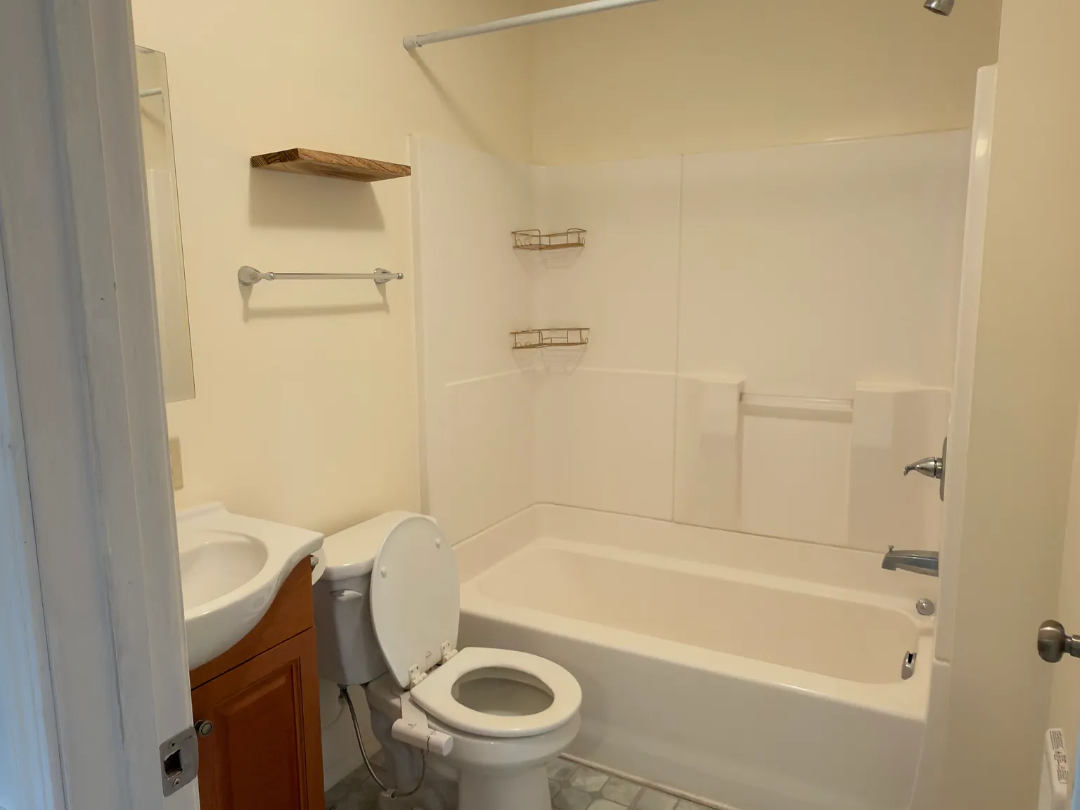 1 bed, 400 sqft, $1,500 — Photo 4