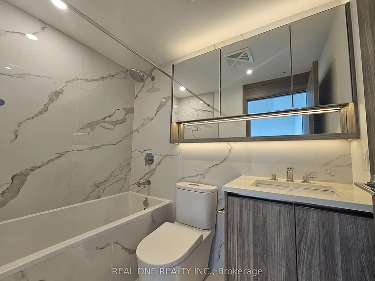 75 Billes Hts #2111 — Photo 12