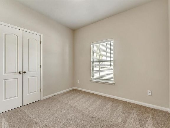 2nd image of 13629 Hunt Hill St