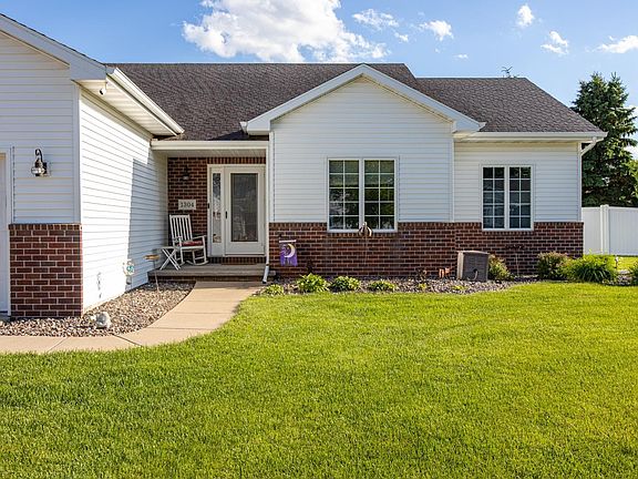 2nd image of 1304 Whitetail Dr