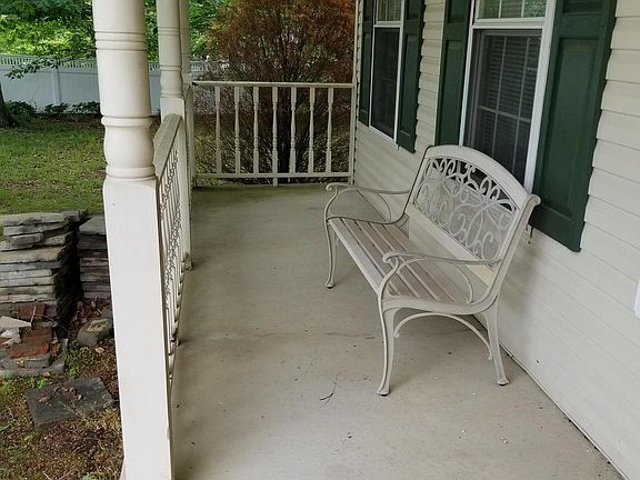 2nd image of 23 Donna Dale Dr