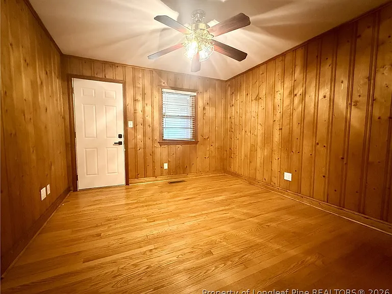 1914 Cherokee Dr — Photo 13
