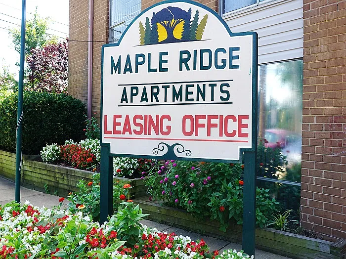 Maple Ridge Apartments — Photo 3