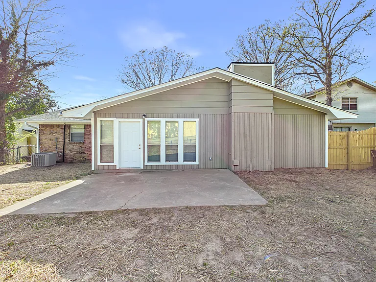 8708 Patricia Lynn Ln-6_04072026