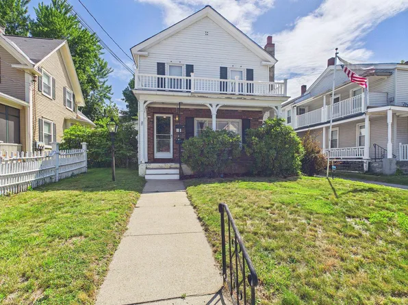 29 Manchester Street, Nashua, NH 03064
