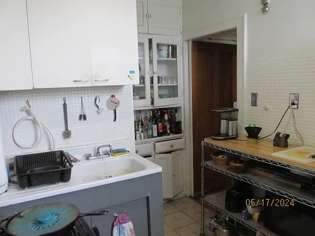 3711 N Hoyne Ave #3 — Photo 2
