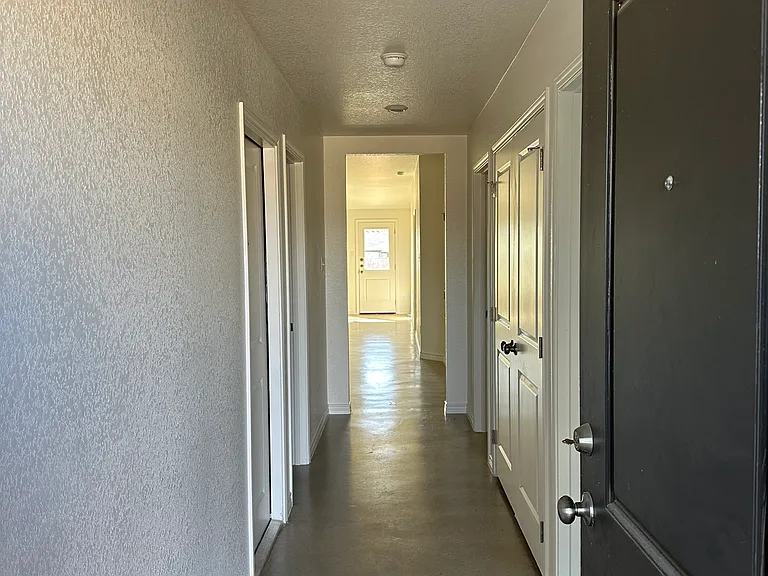 1209 Lehmann Dr #B — Photo 7