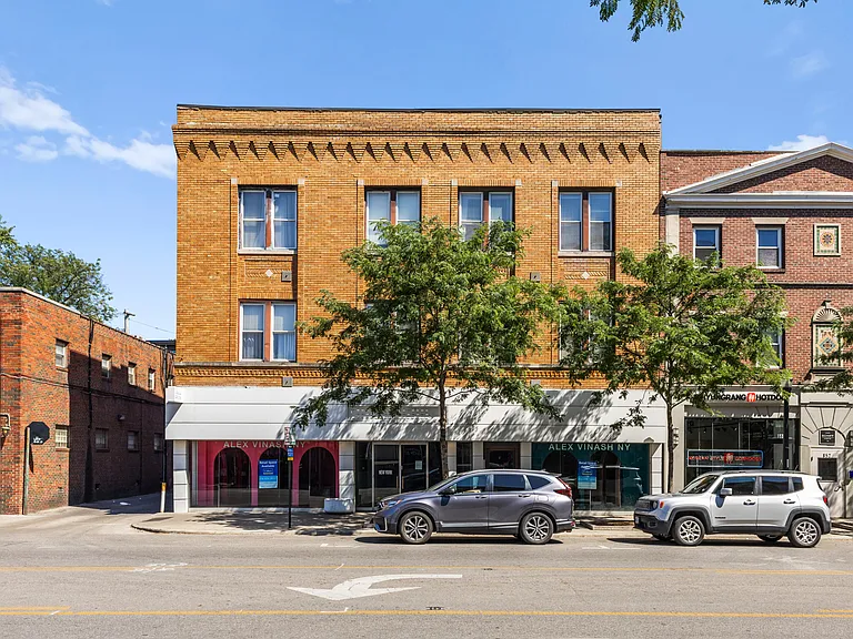 854 N High St #F — Photo 10