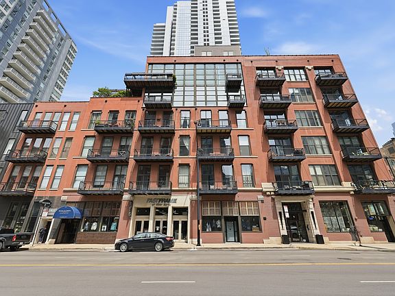 2nd image of 300 W Grand Ave APT 203