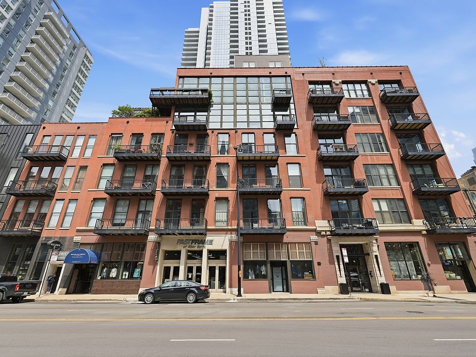 2nd image of 300 W Grand Ave APT 203