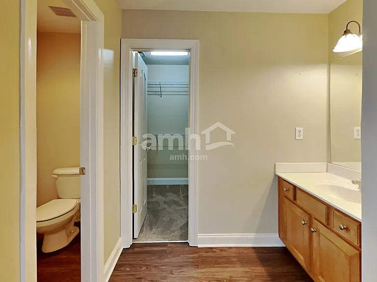 15701 Seafield Ln — Photo 12