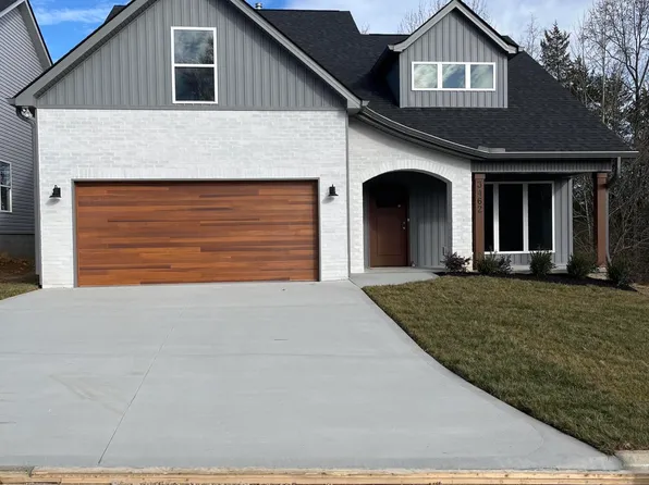 3462 Sparks Scenic Way, Knoxville, TN 37931