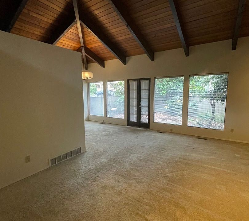 1st image of 417 99th Ave NE APT A