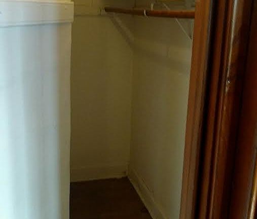 2nd image of 1825 W Cortland St #2