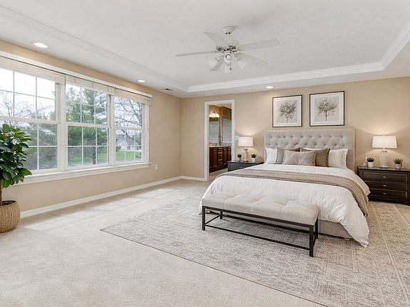 3rd image of 3 Strawberry Rd