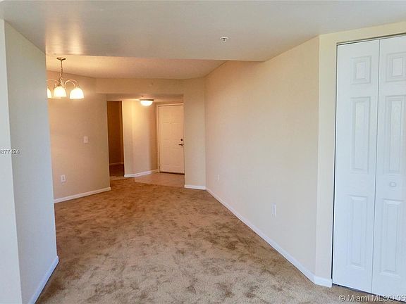 5th image of 520 SE 5th Ave APT 1403
