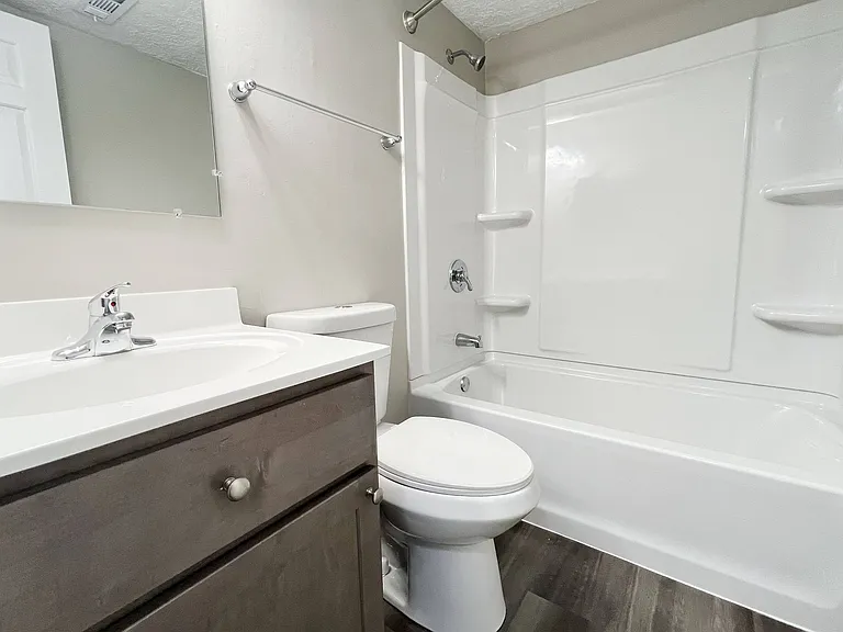 Revere Village Apartments — Photo 98