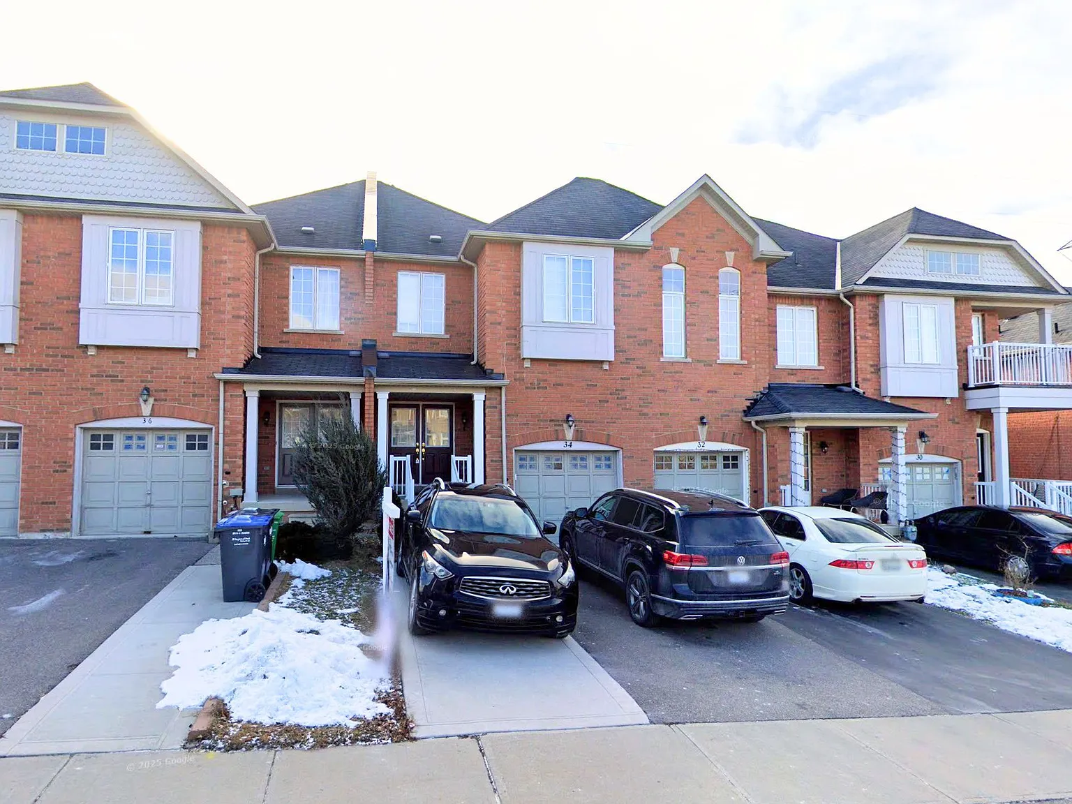 3 bed, $2,900 — Photo 1