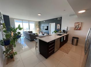 90 SW 3rd St APT 2706, Miami, FL 33130