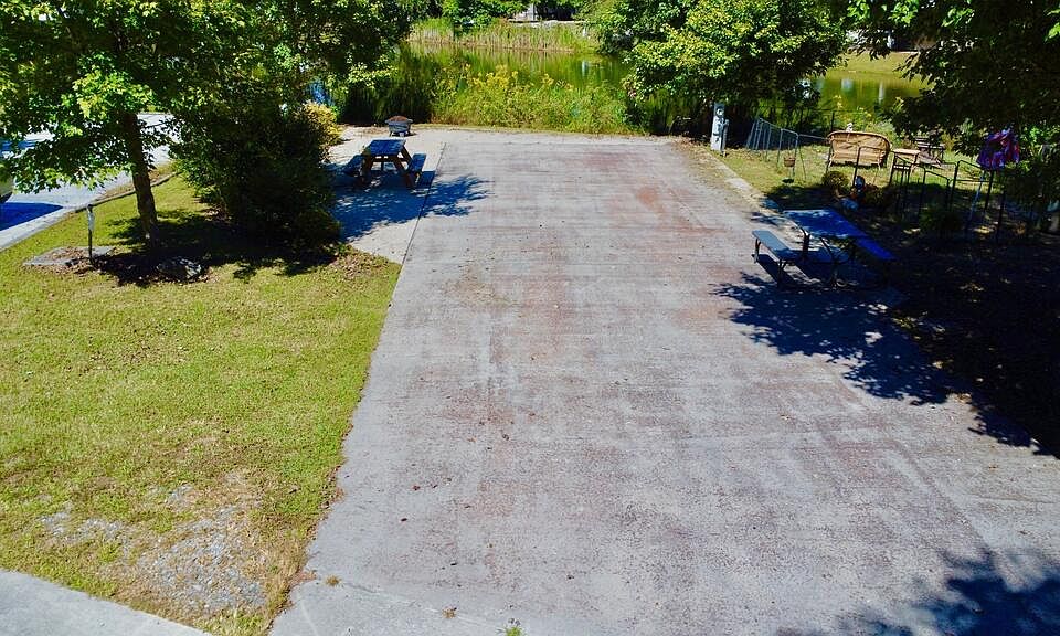 1st image of 5 Mountain Meadows Dr