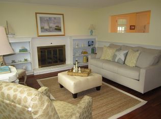 6 Security St, Hyannis, MA 02601