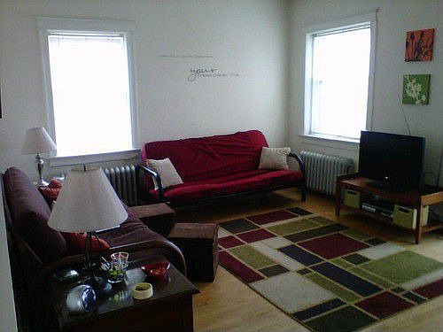 3rd image of 1912 E Linnwood Ave