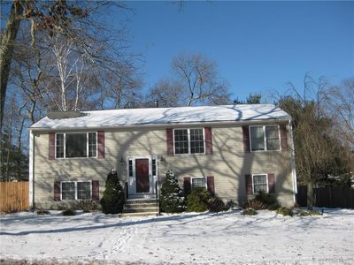 11 Woodhaven Dr, Johnston, RI, 02919