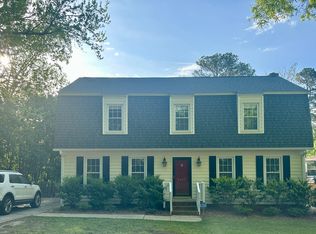 5412 Sweetbriar Dr, Raleigh, NC 27609