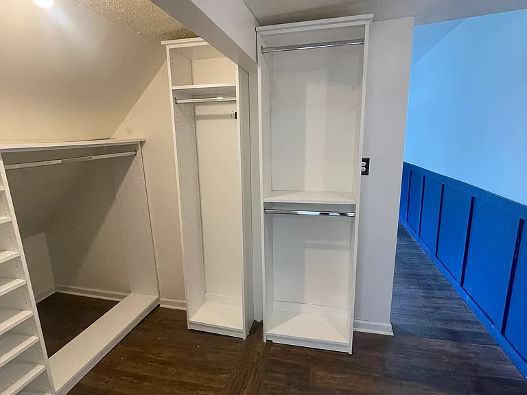 1131 Churchman Ave — Photo 32