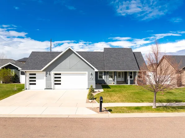 57 36th Ave NE, Great Falls, MT 59404