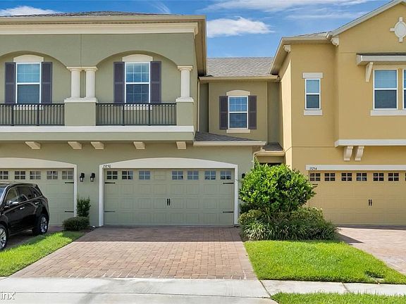 2nd image of 15250R Sunrise Grove Ct