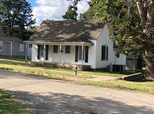 202 W 2nd St, Rector, AR 72461