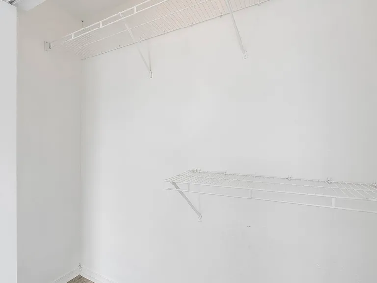 722 Brett Cir — Photo 18