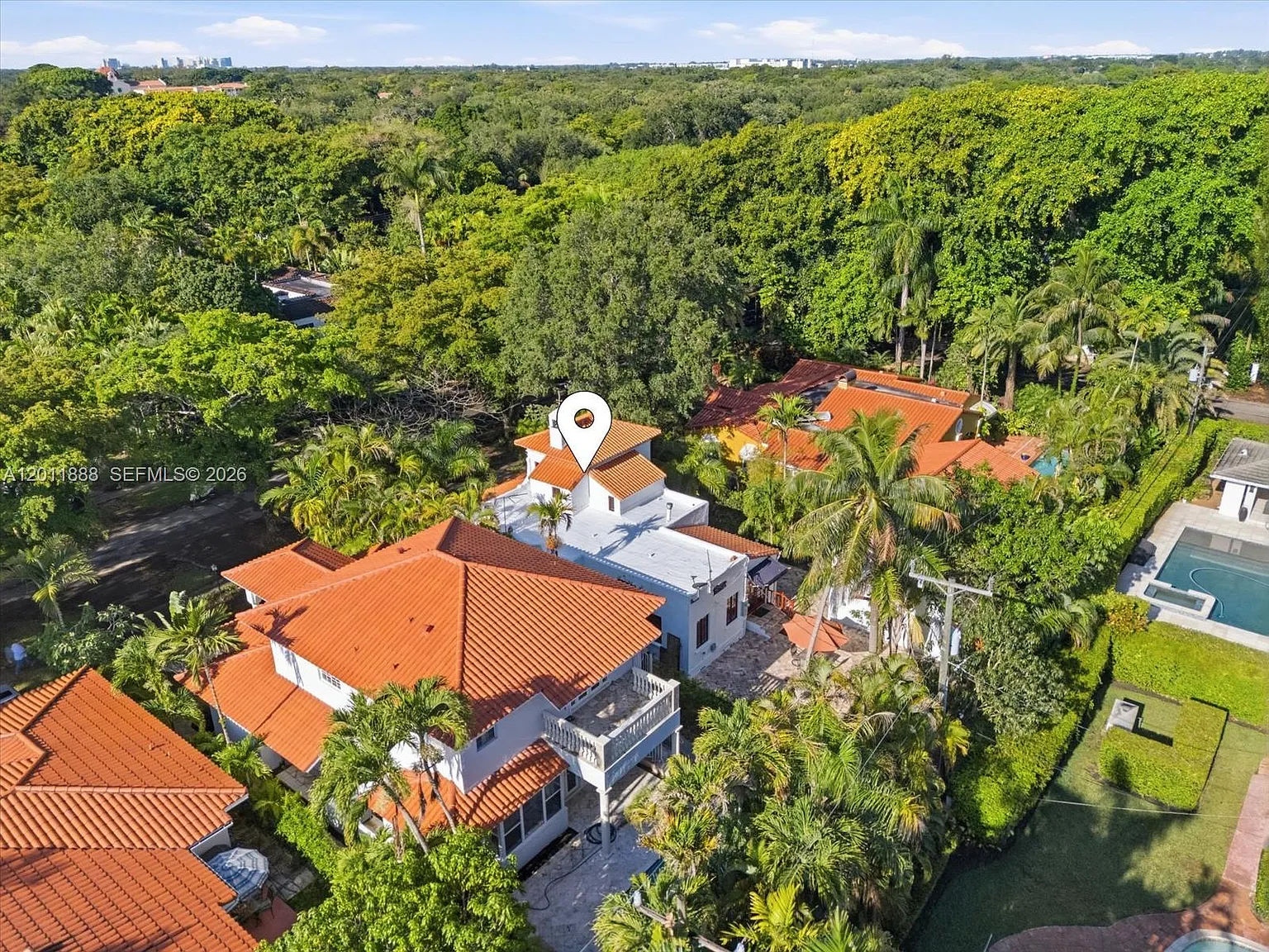 Asturia Ave, Coral Gables — Photo 1