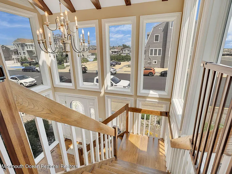 1101 S Ocean Ave — Photo 29