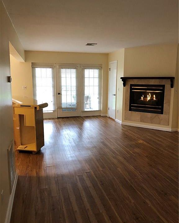 1st image of 1163 Washington Grn