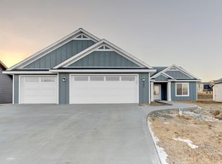 203 Stonelake Dr SE, Rochester, MN 55904