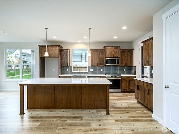 7th image of this home