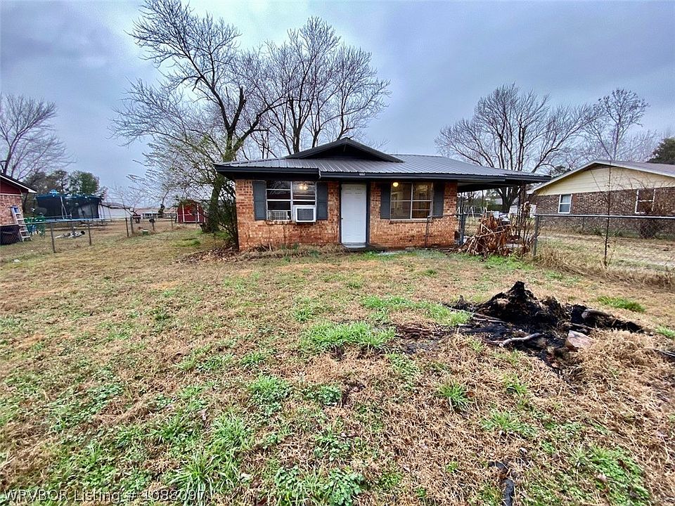 1st image of 106 Joy Dr