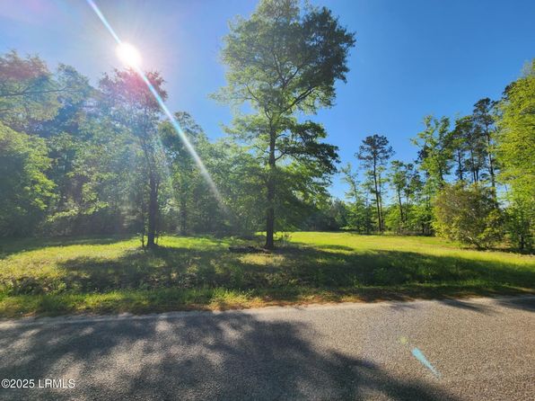 215 Frog Hollow Rd, Varnville, SC 29944