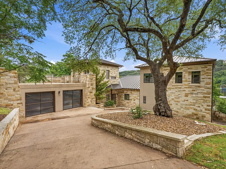 3605 Robbins Rd — Photo 38