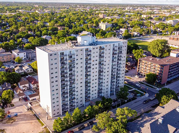 231 Goulet St #1512, Winnipeg, MB R2H 0S1