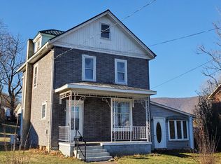1605 Wall St, Saxton, PA 16678