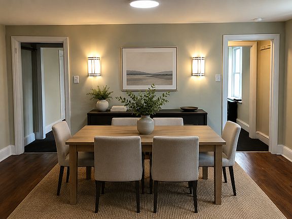 3rd image of 304 Main St APT 1