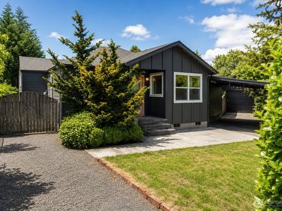 3051 Oak Street, Longview, WA, 98632