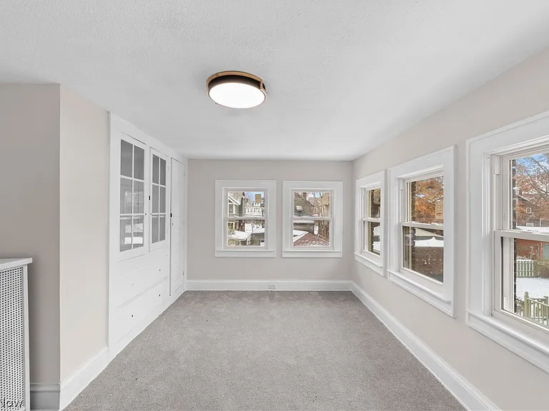 867 East Blvd — Photo 30